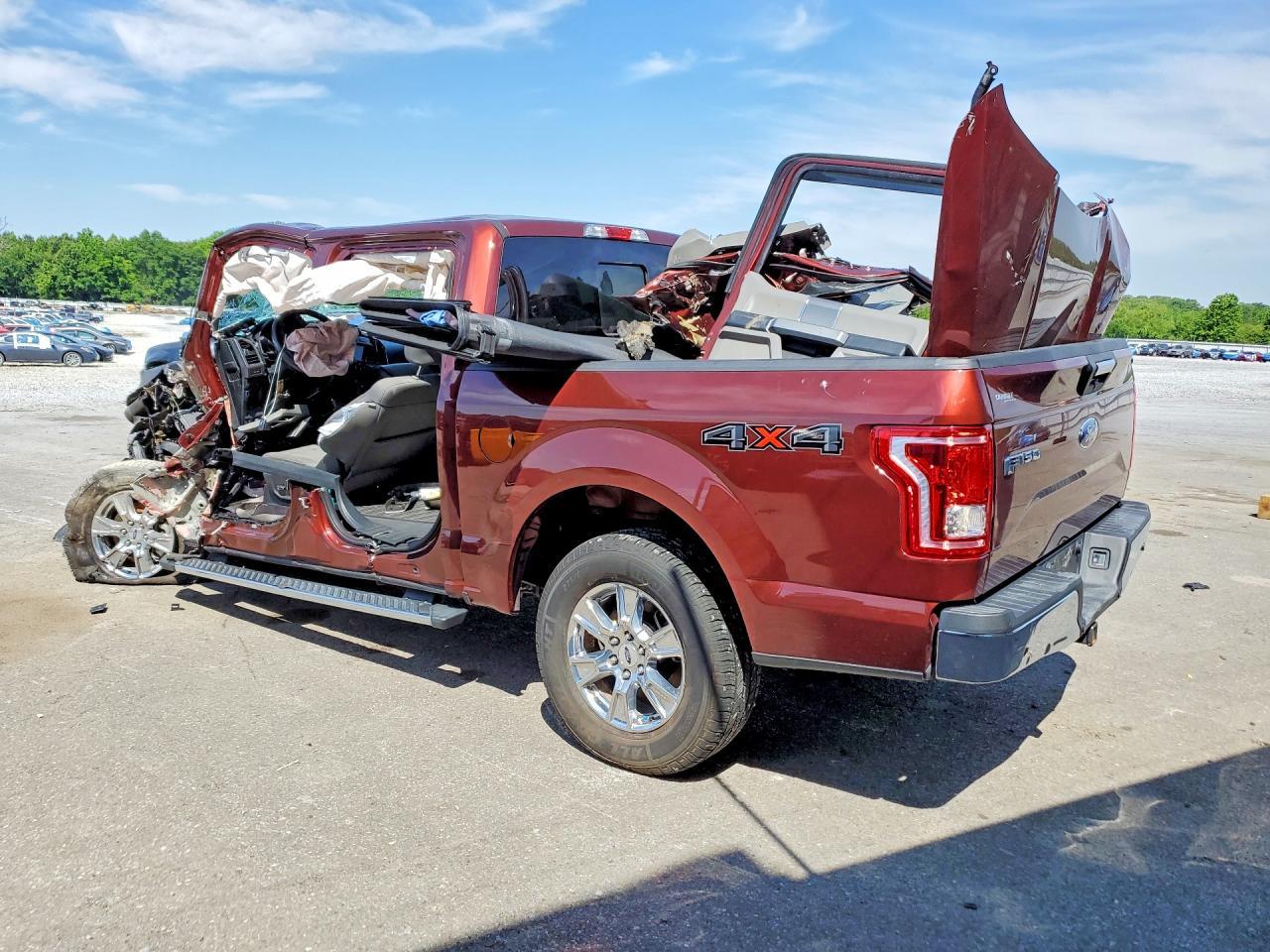 2017 Ford F150 Supercrew - zdjęcie 2