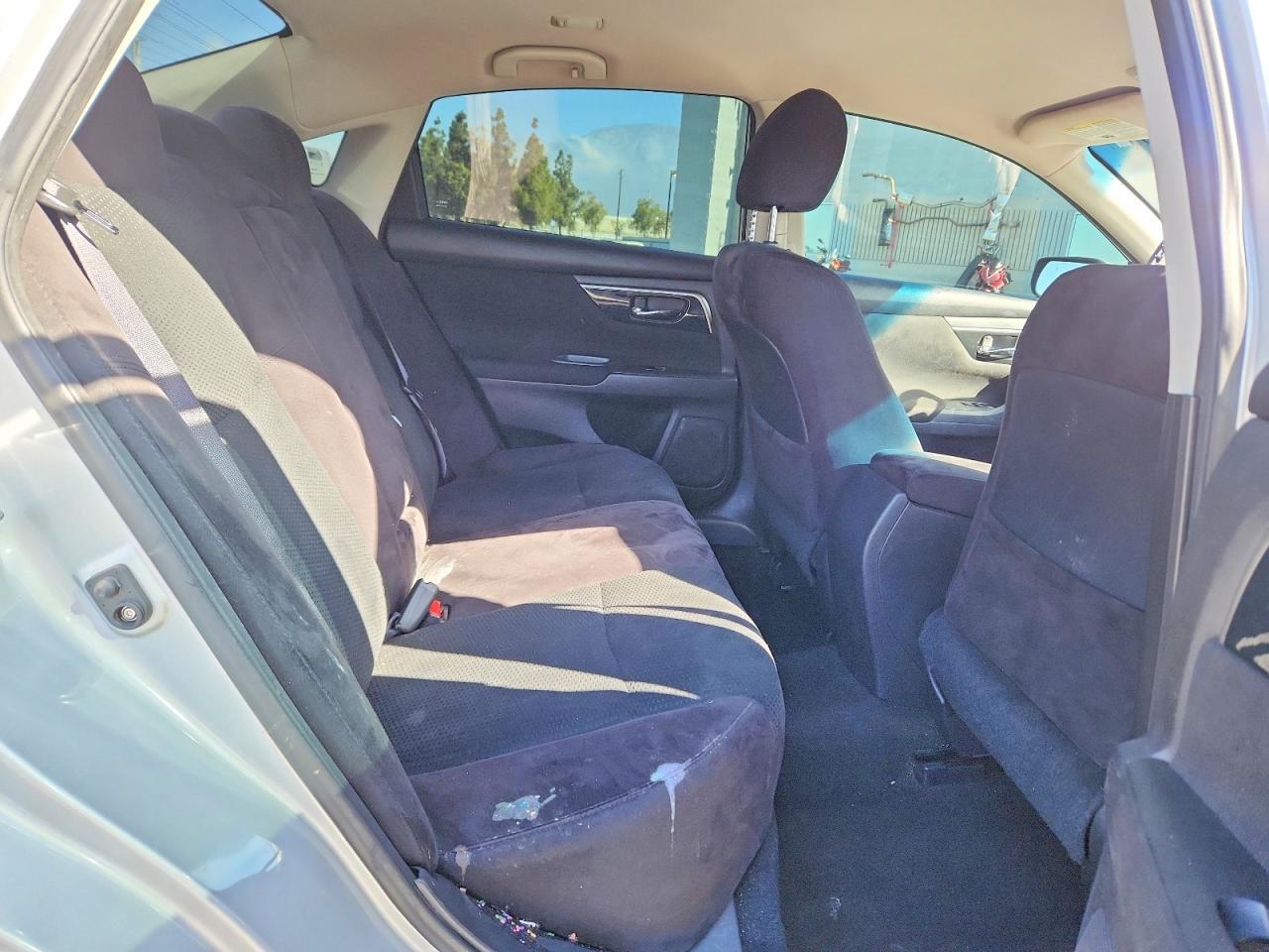 2014 Nissan Altima 2.5 S - zdjęcie 10