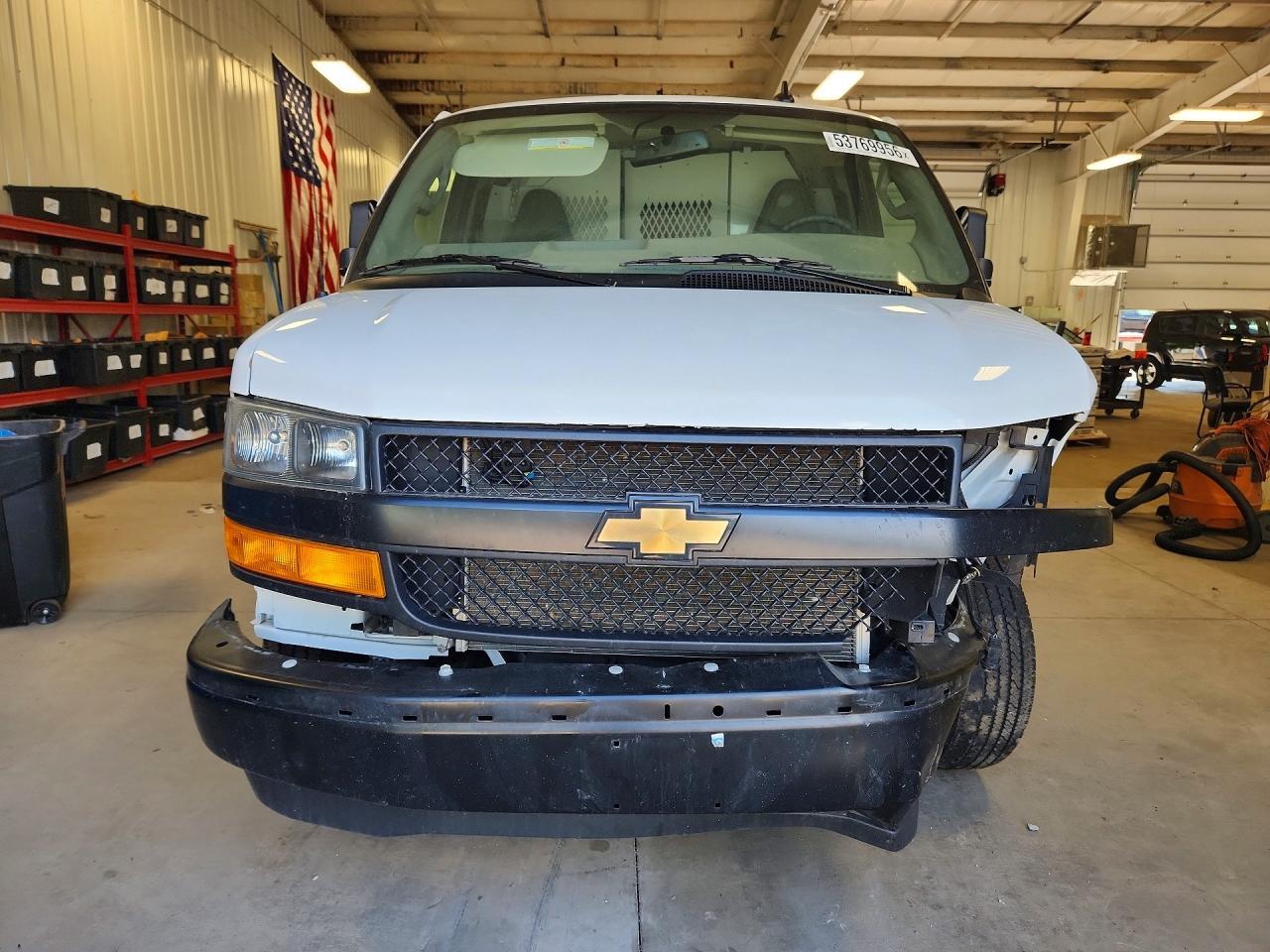 2024 Chevrolet Express G2500 - zdjęcie 5