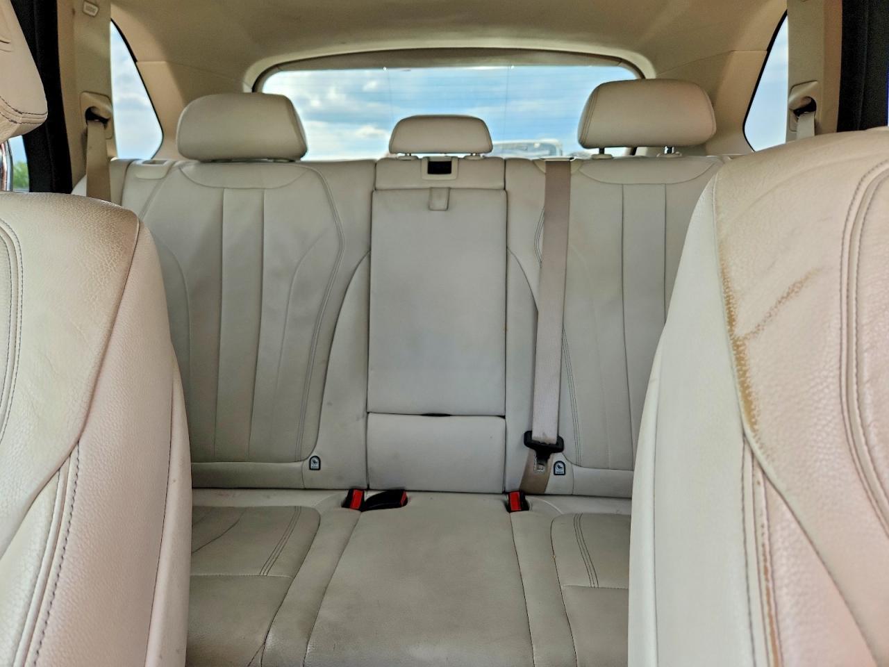 2015 BMW X5 xDrive35I - zdjęcie 10