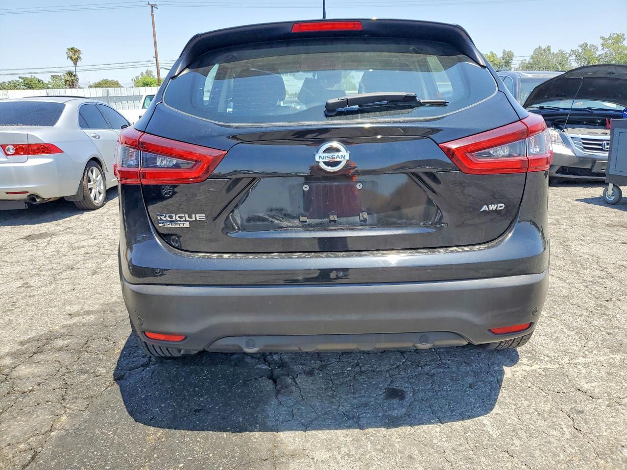 2022 Nissan Rogue Sport S - zdjęcie 6