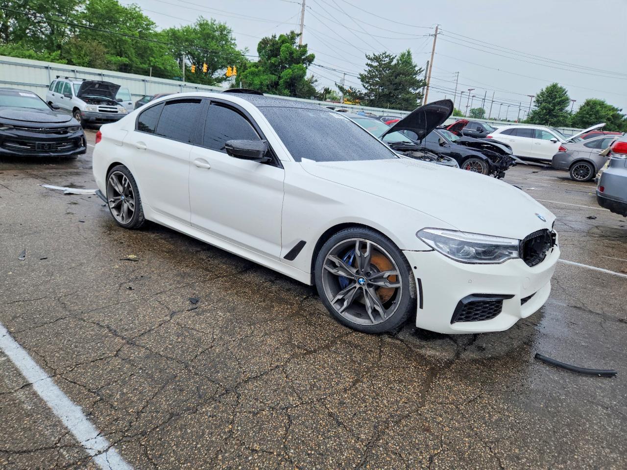 2019 BMW M550Xi - zdjęcie 4