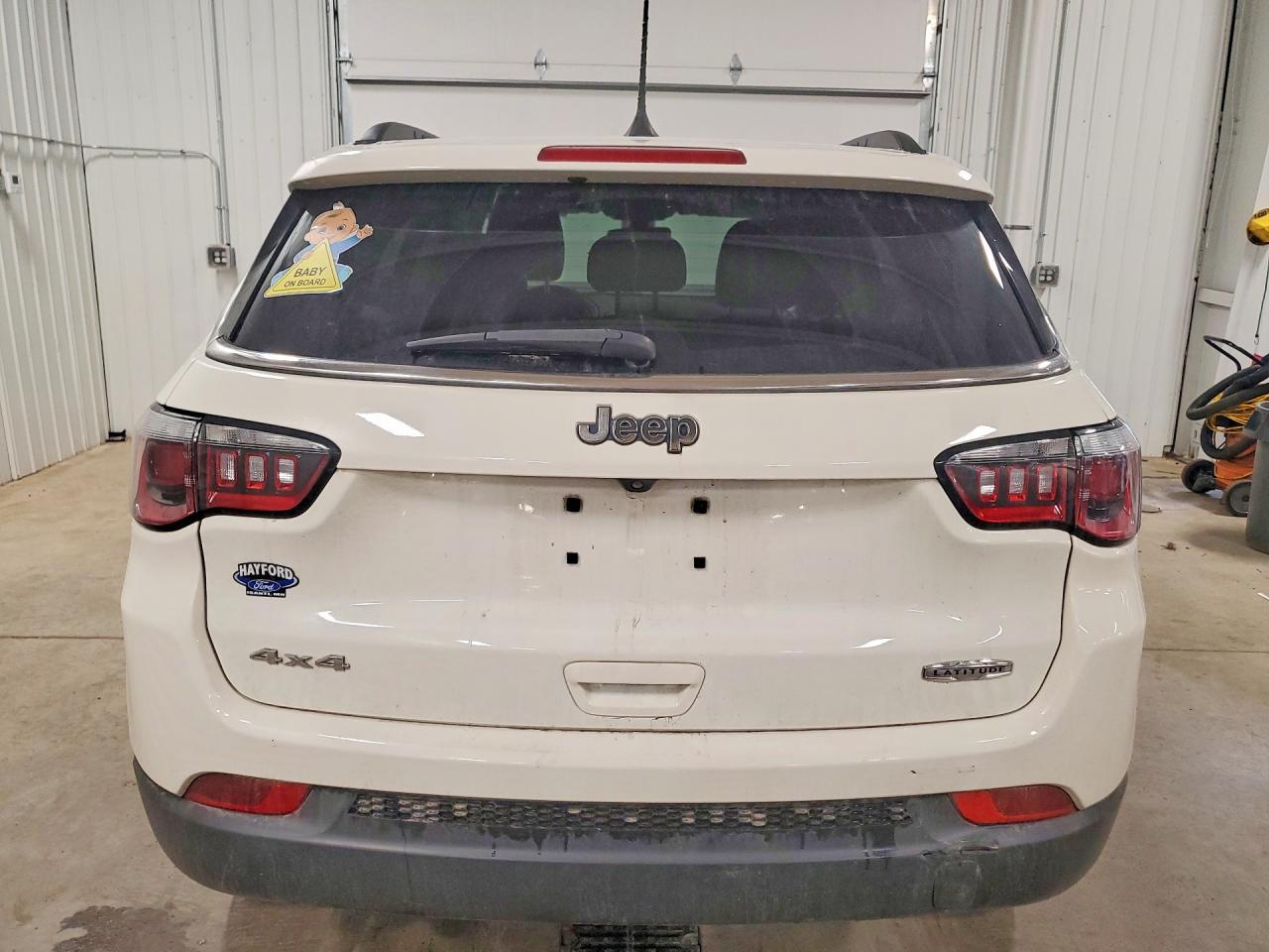 2020 Jeep Compass Latitude - zdjęcie 6
