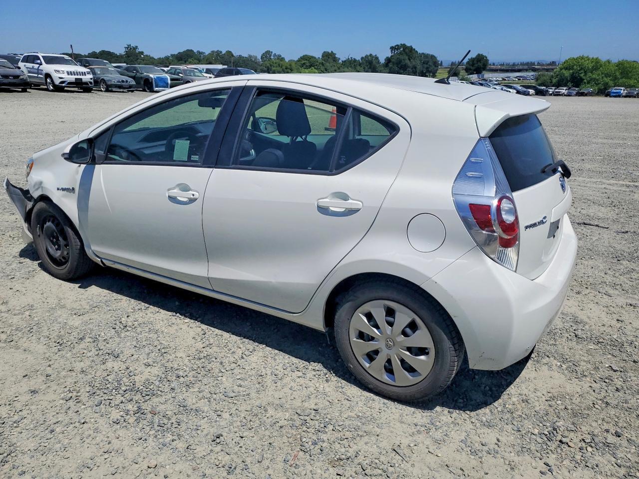 2014 Toyota Prius C Two - zdjęcie 2