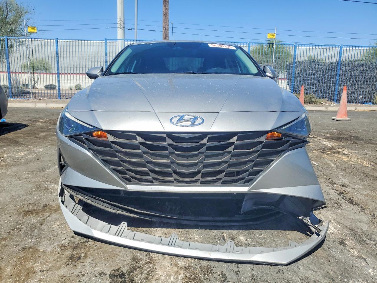 2023 Hyundai Elantra Sel - zdjęcie 5