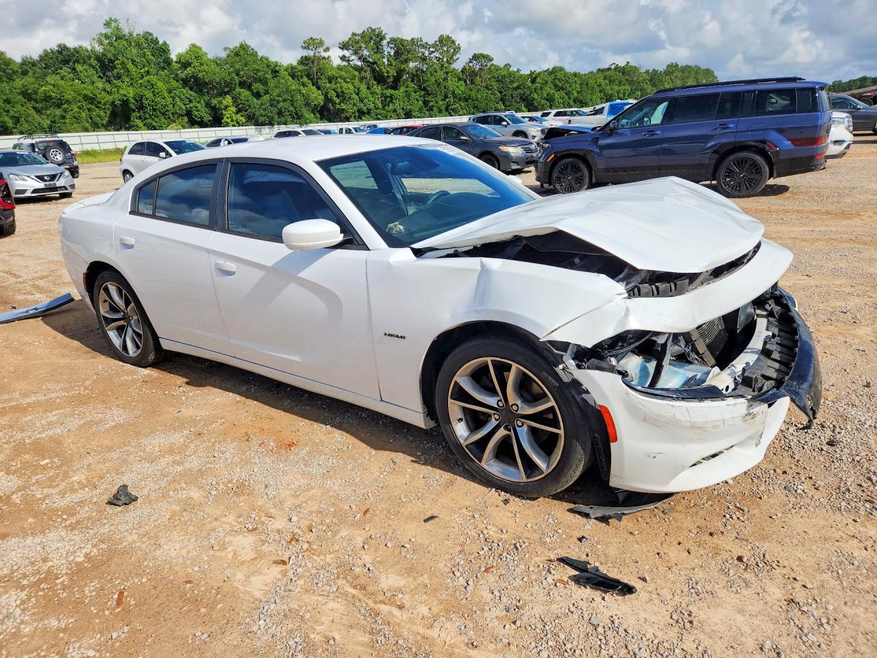 2015 Dodge Charger R - zdjęcie 4