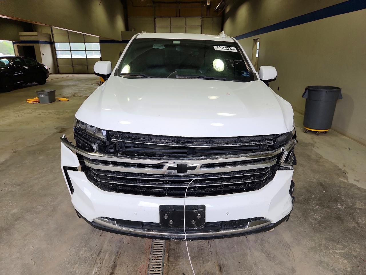2022 Chevrolet Suburban K1500 Lt - zdjęcie 5