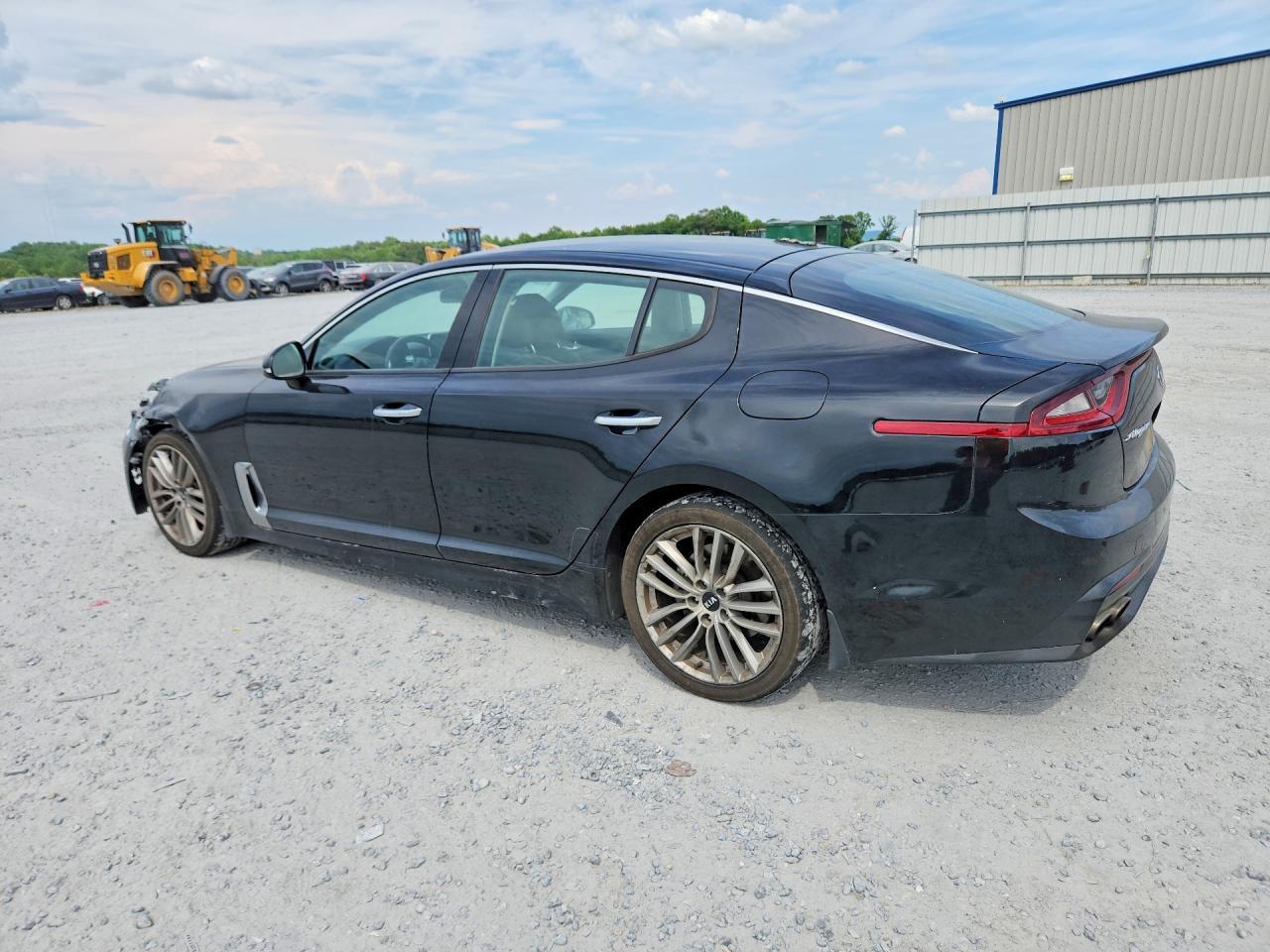 2018 Kia Stinger Base - zdjęcie 2