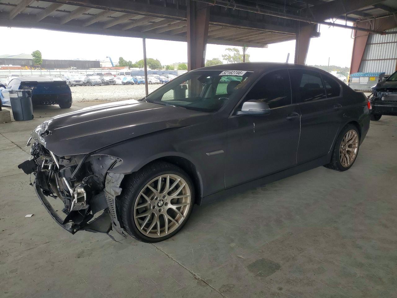 2016 BMW 528 I - zdjęcie główne