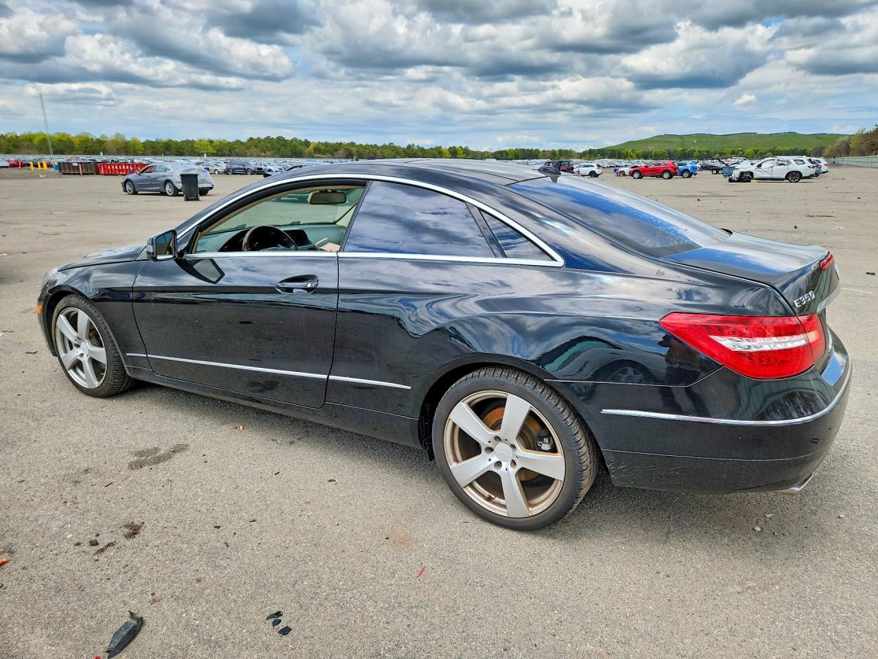 2013 Mercedes-Benz E 350 4Matic - zdjęcie 2