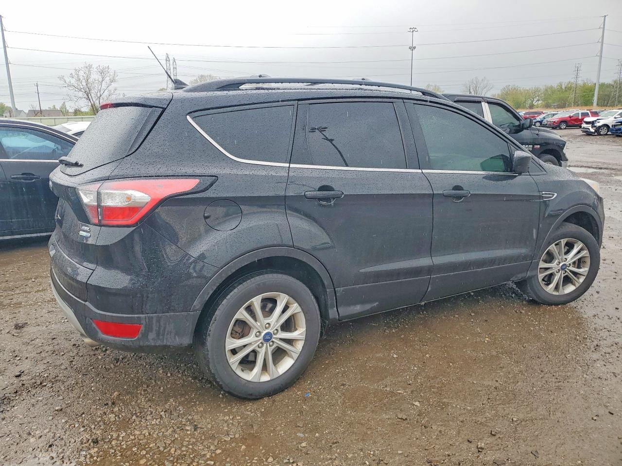 2018 Ford Escape Sel - zdjęcie 3