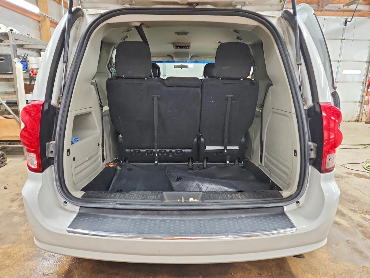 2014 Dodge Grand Caravan Se - zdjęcie 11