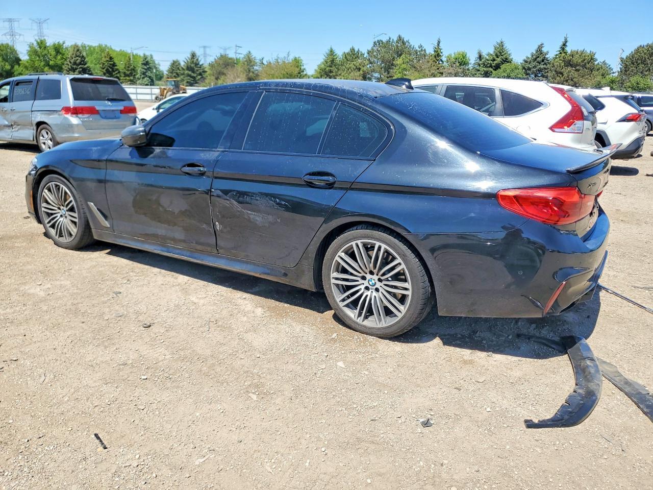 2019 BMW M550Xi - zdjęcie 2