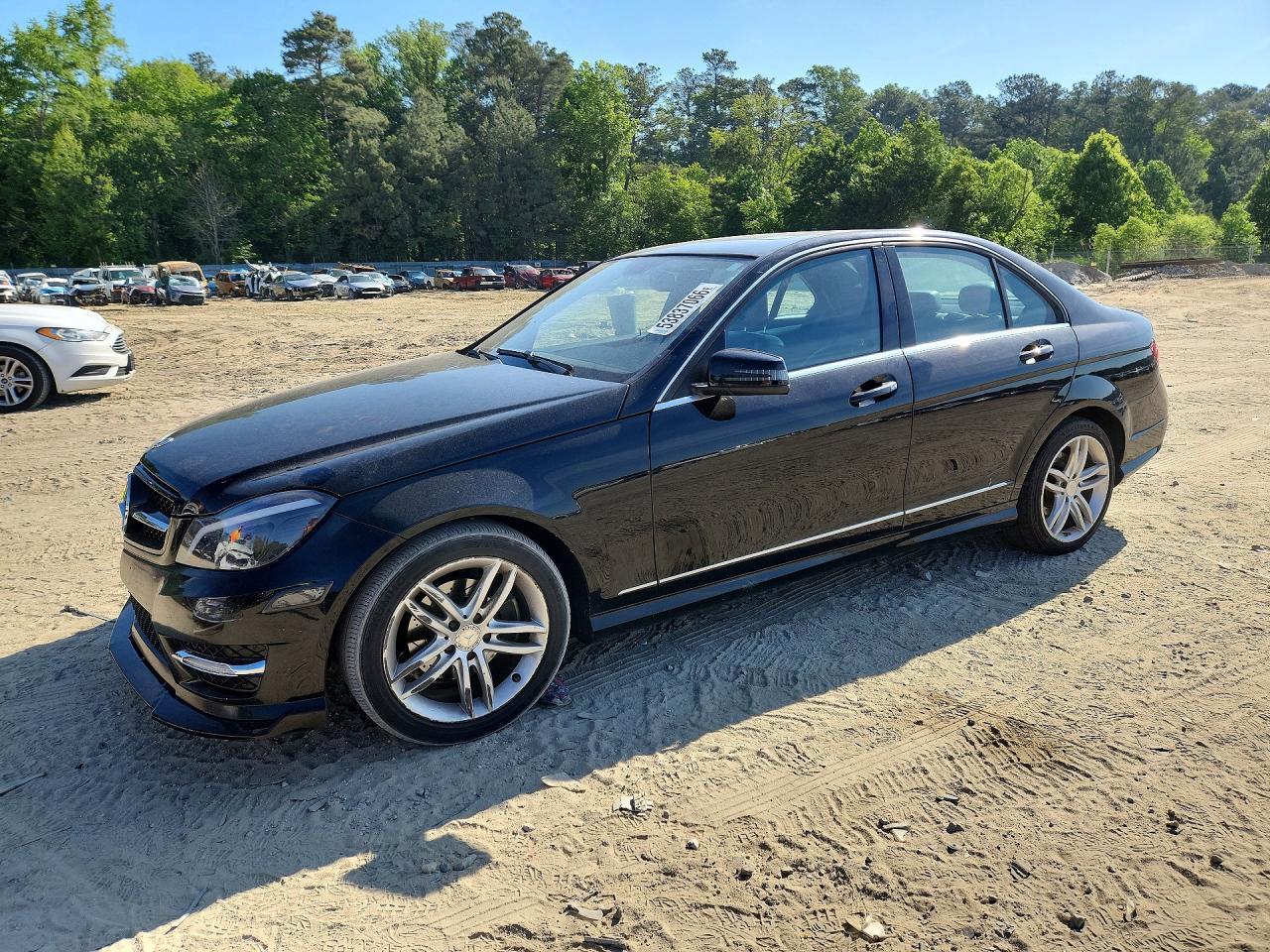 2014 Mercedes-Benz C 250 - zdjęcie główne