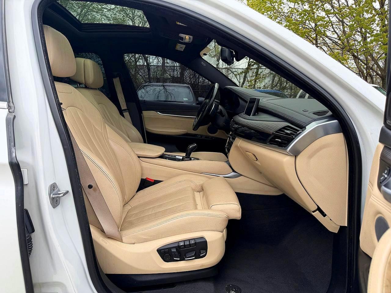 2017 BMW X6 xDrive50I - zdjęcie 5