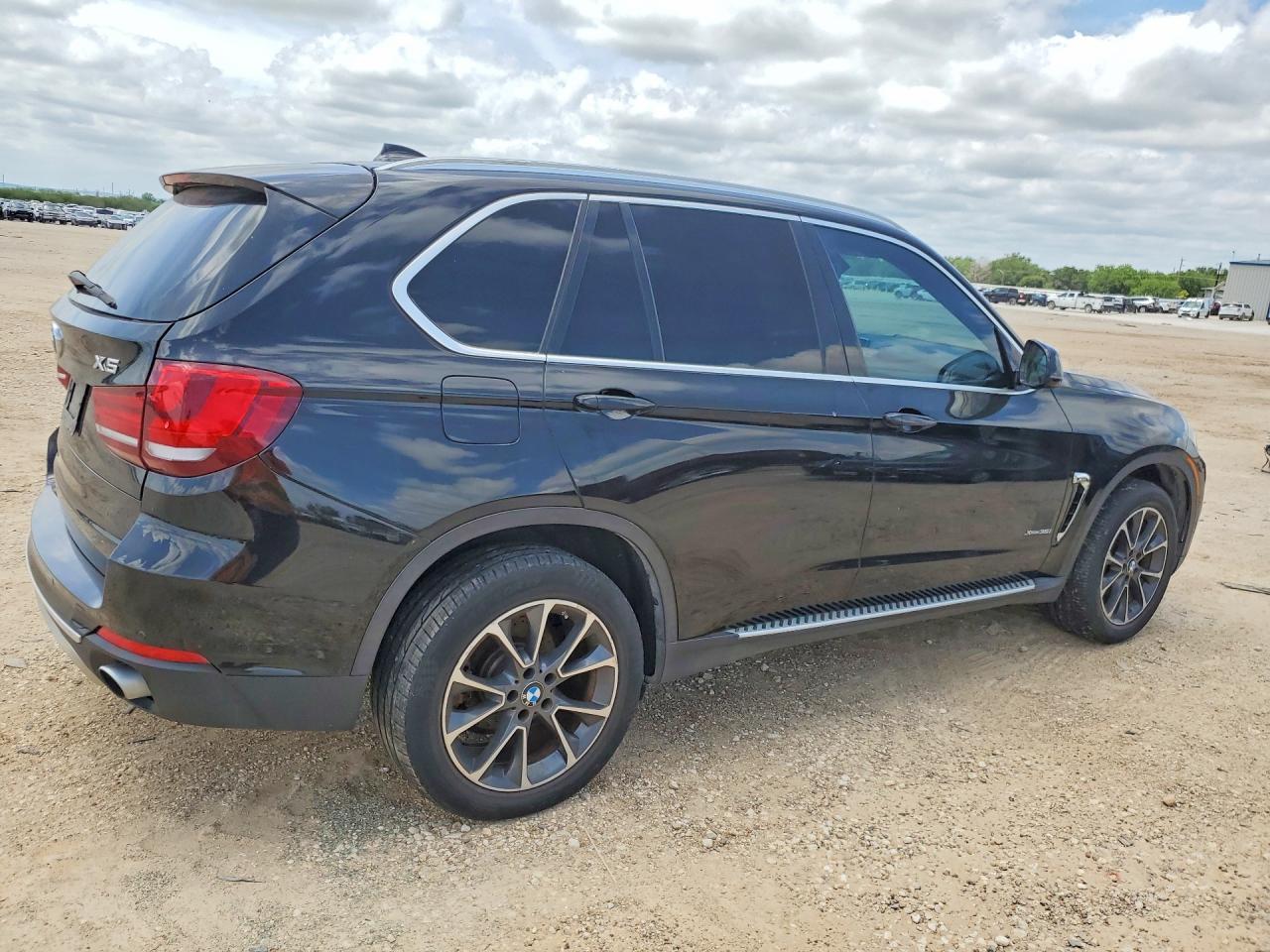 2015 BMW X5 xDrive35I - zdjęcie 3