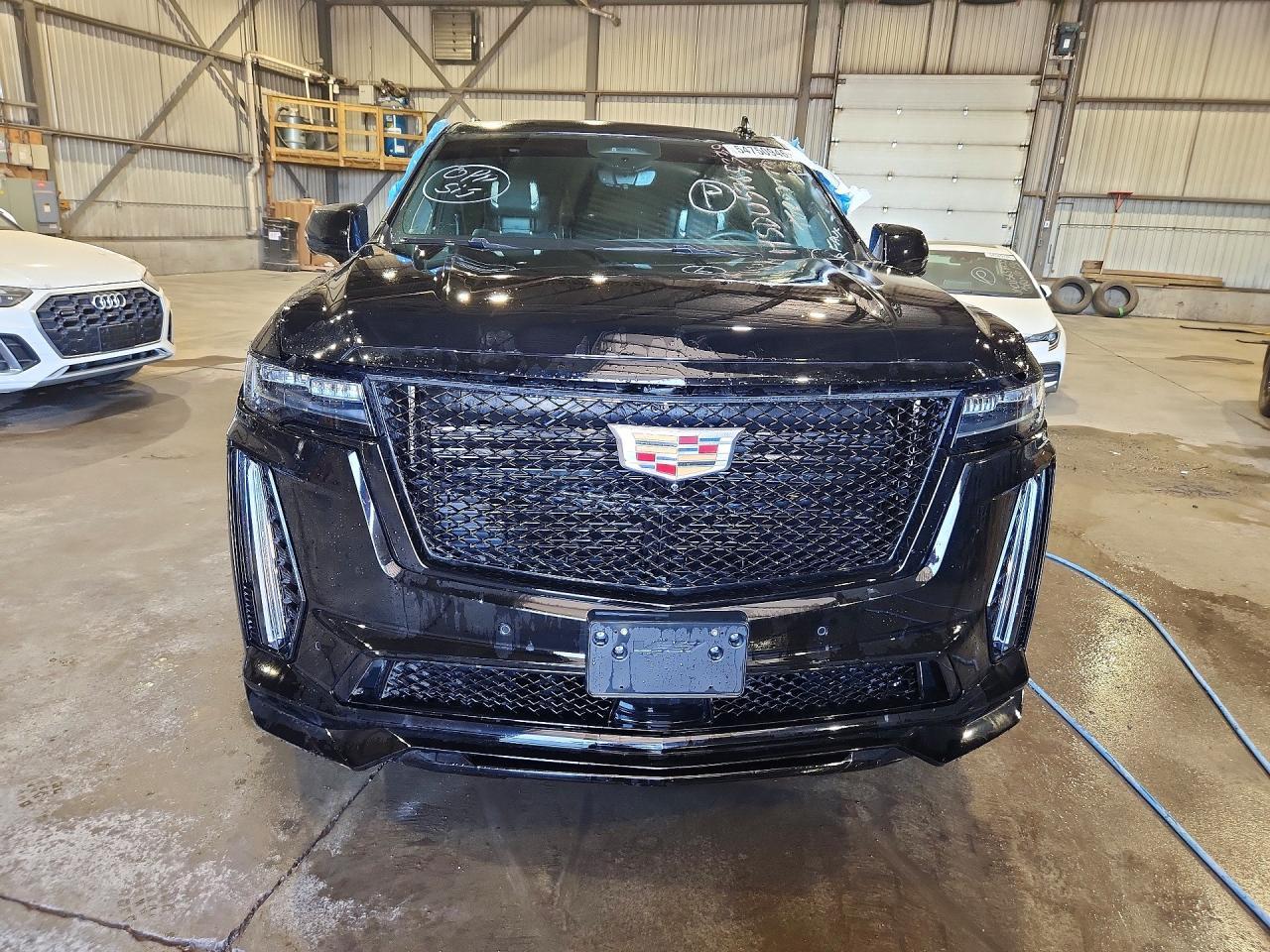 2023 Cadillac Escalade V Sport - zdjęcie 5