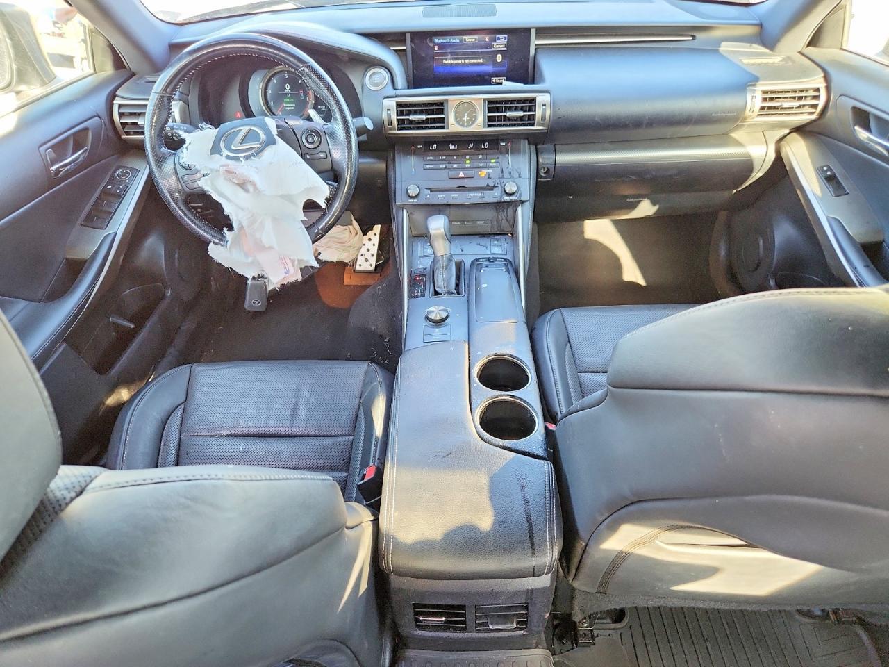 2016 Lexus Is 300 - zdjęcie 8