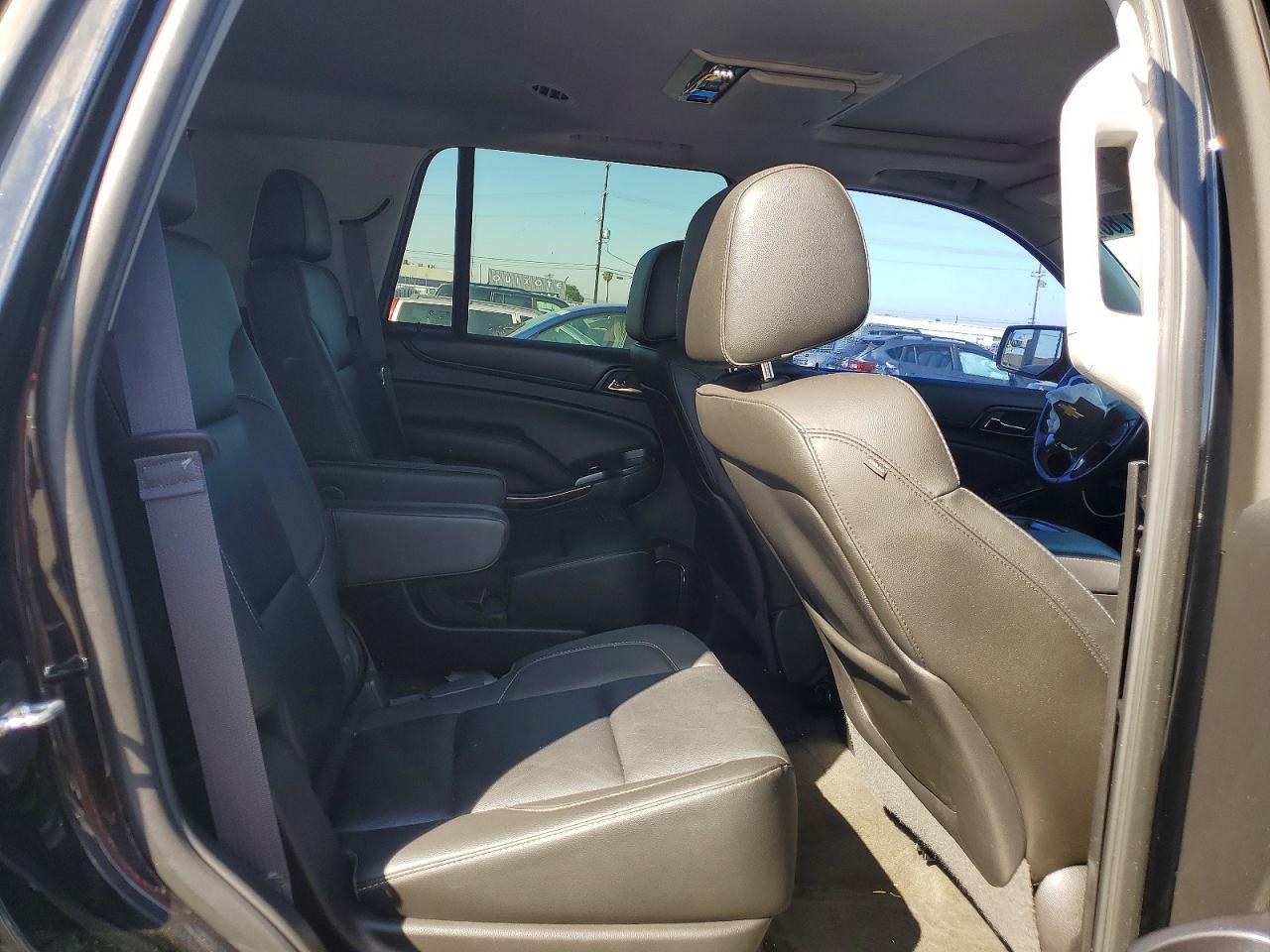 2015 Chevrolet Tahoe C1500 Lt - zdjęcie 11