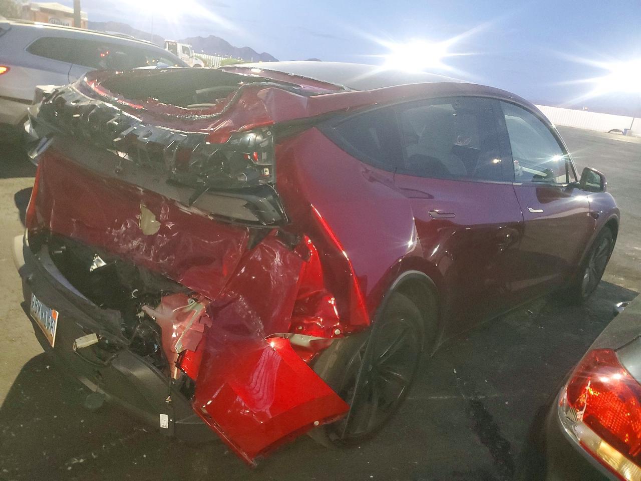 2026 Tesla Model Y - zdjęcie 3