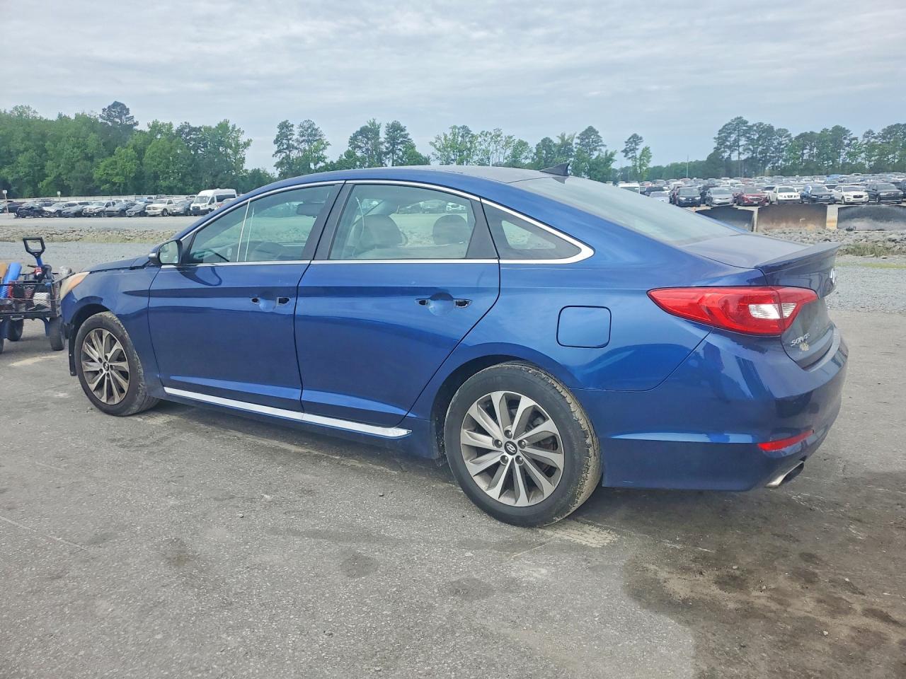 2015 Hyundai Sonata Sport - zdjęcie 2