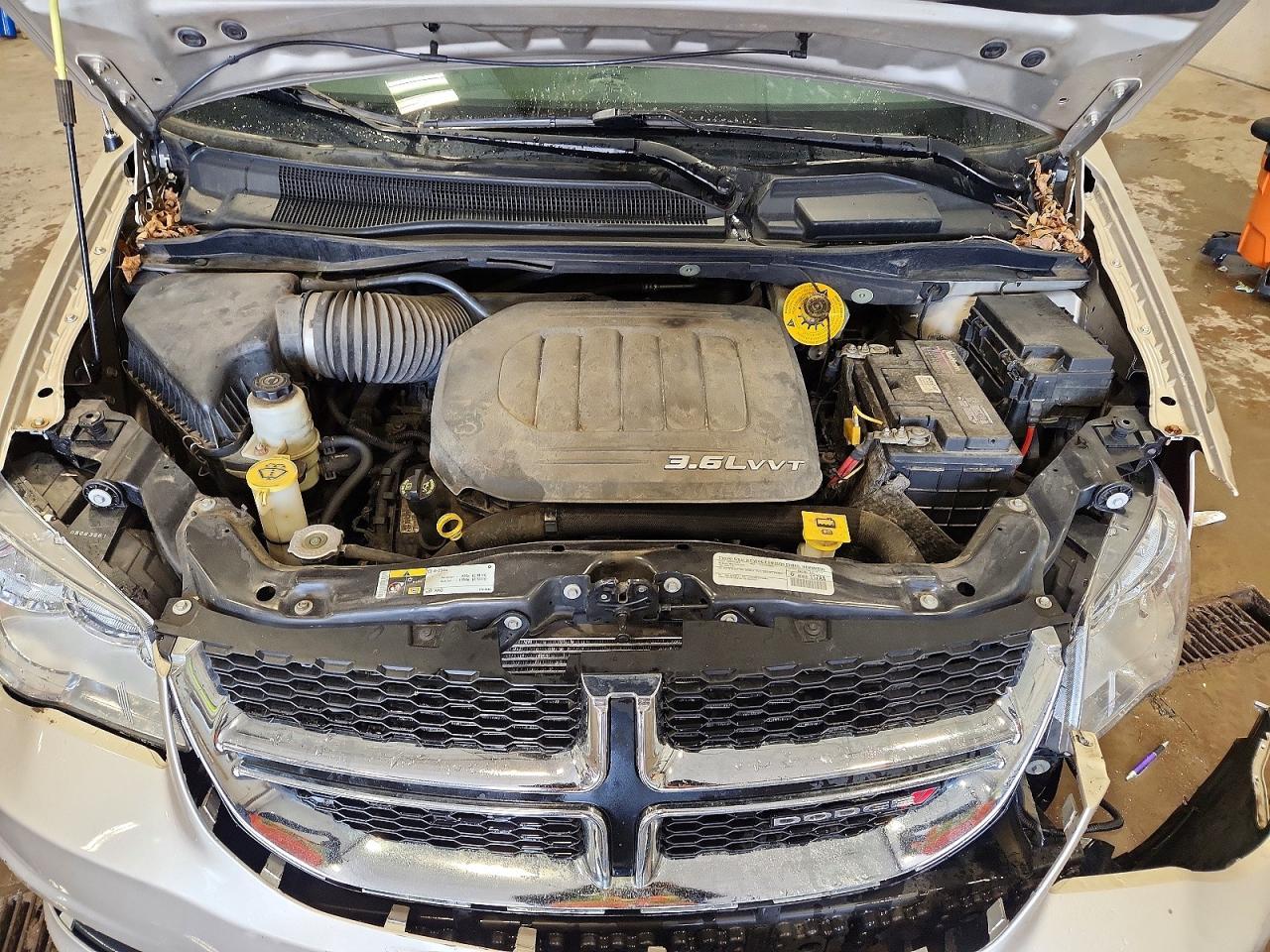 2015 Dodge Grand Caravan Sxt - zdjęcie 12