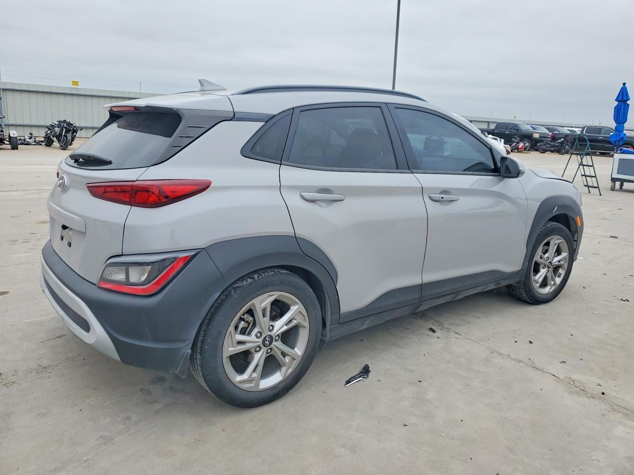 2022 Hyundai Kona Sel - zdjęcie 3