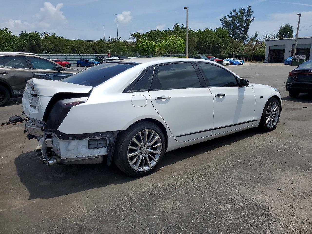 2016 Cadillac Ct6 Luxury - zdjęcie 3