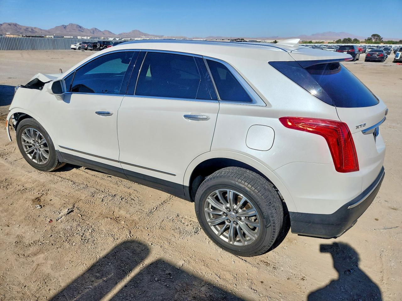 2017 Cadillac Xt5 Luxury - zdjęcie 2