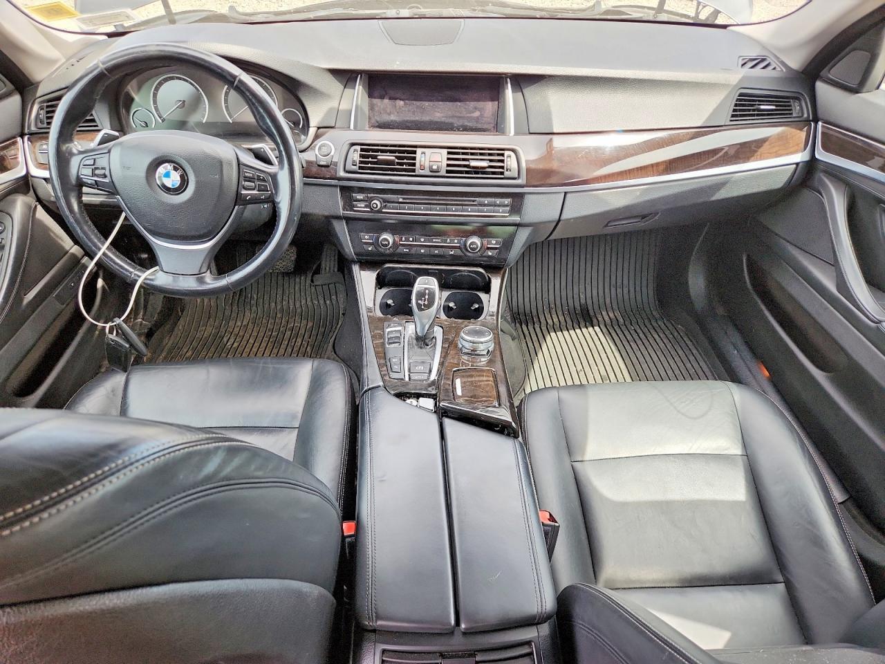 2016 BMW 535 Xi - zdjęcie 8