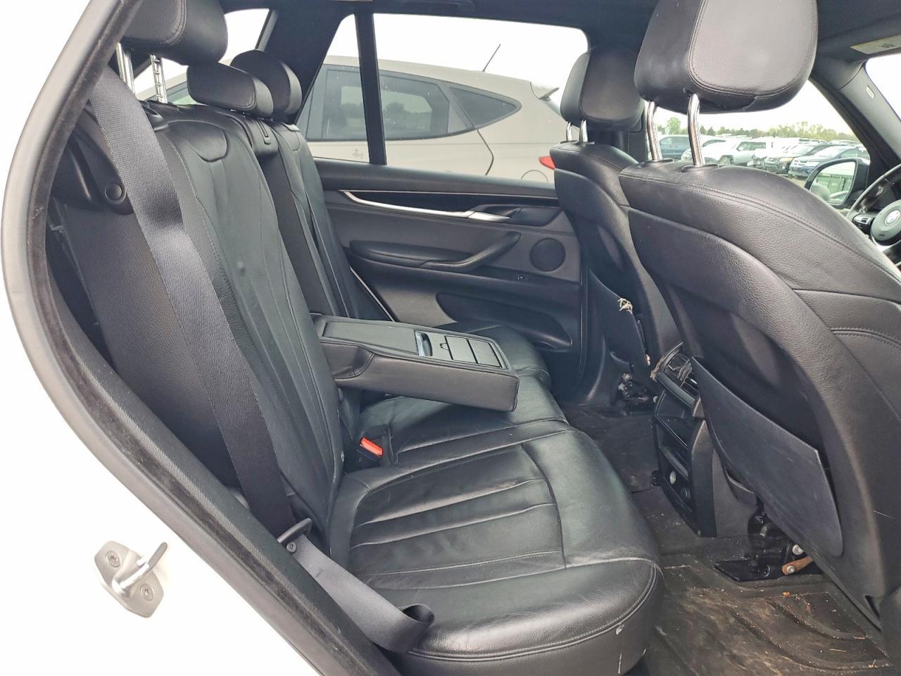 2016 BMW X5 xDrive35I - zdjęcie 10