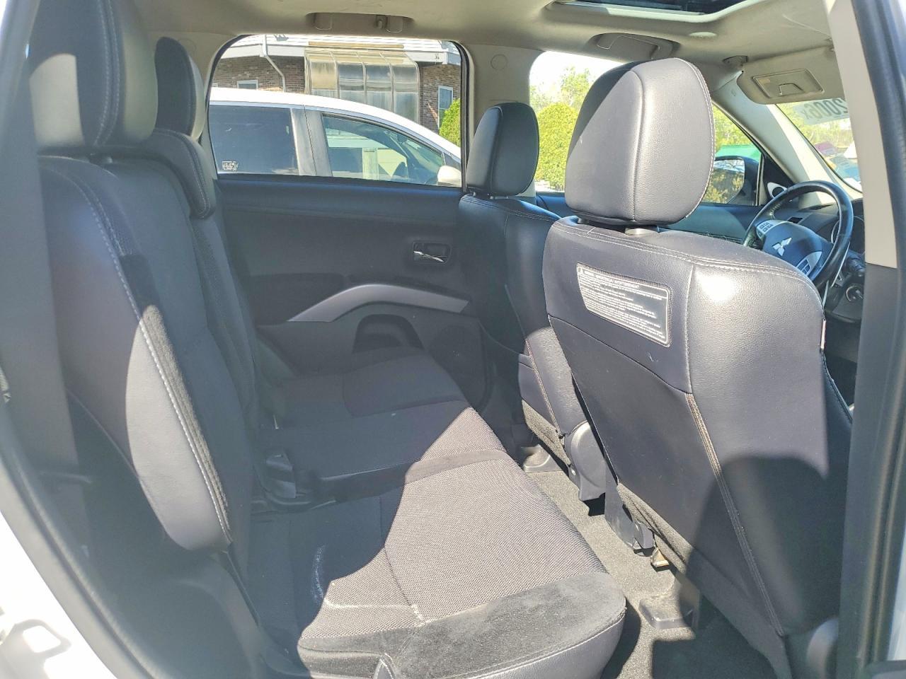 2013 Mits Outlander - zdjęcie 11