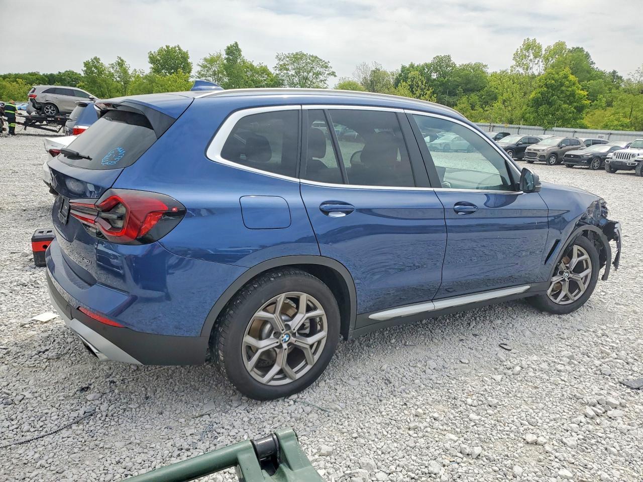 2022 BMW X3 xDrive30I - zdjęcie 3