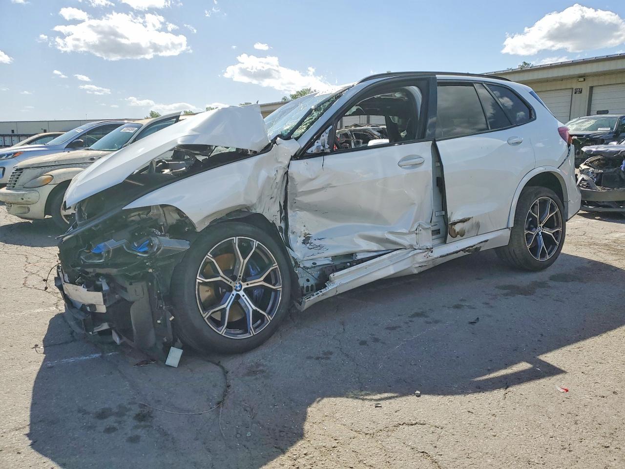 2019 BMW X5 - zdjęcie główne