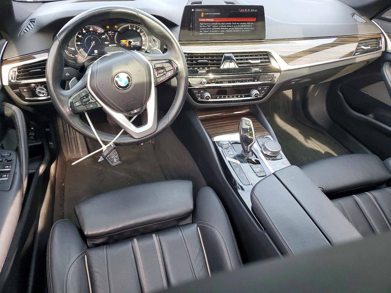 2018 BMW 530E - zdjęcie 8