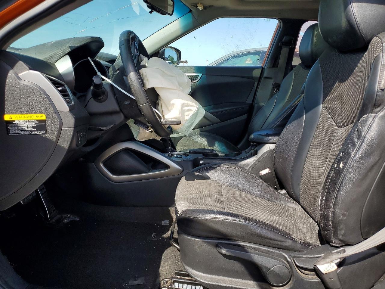2013 Hyundai Veloster Base - zdjęcie 7