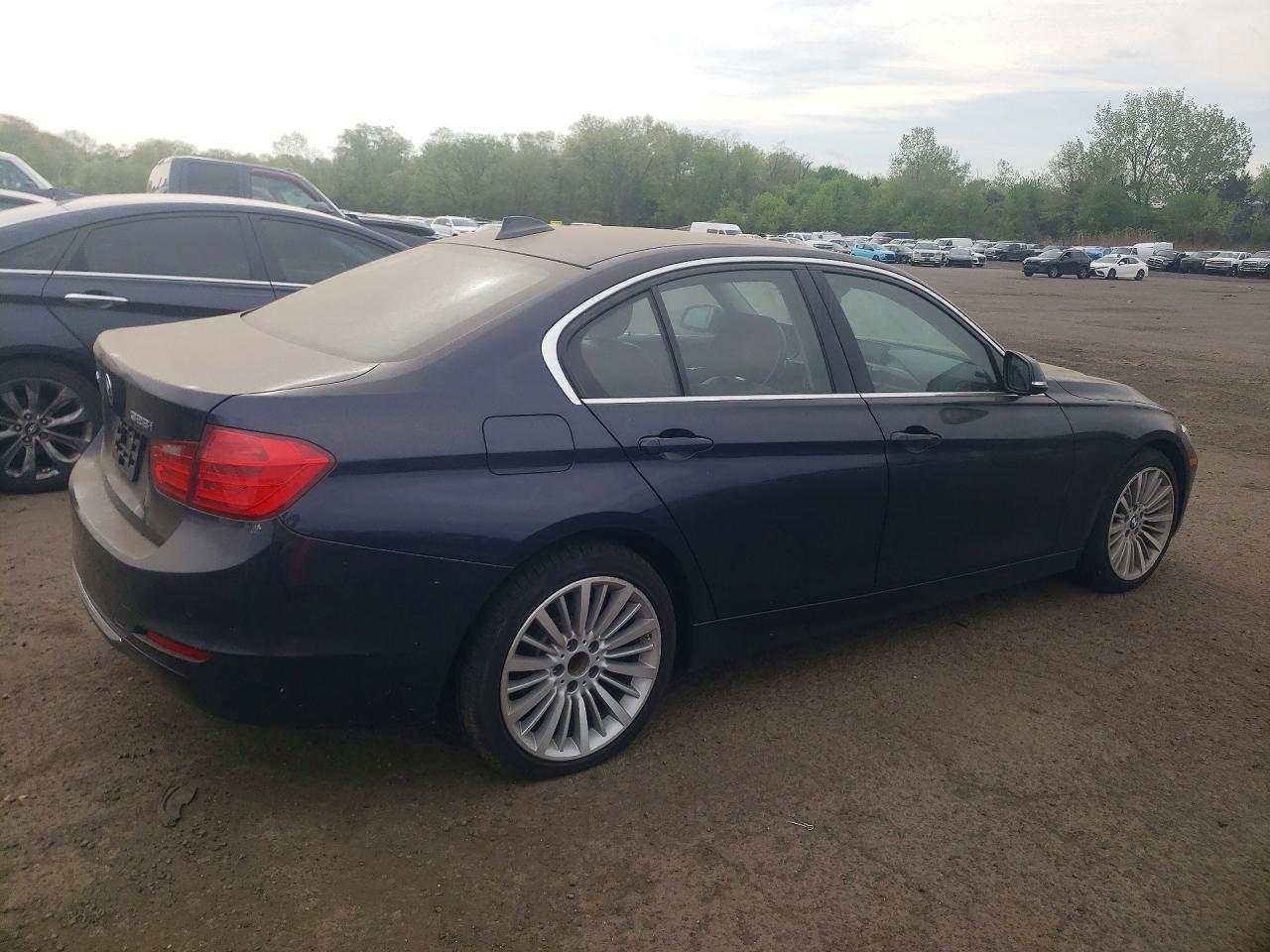 2014 BMW 3 Series - zdjęcie 3