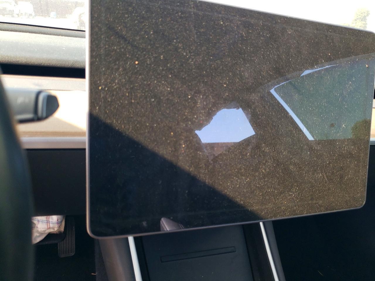 2018 Tesla Model 3 - zdjęcie 9