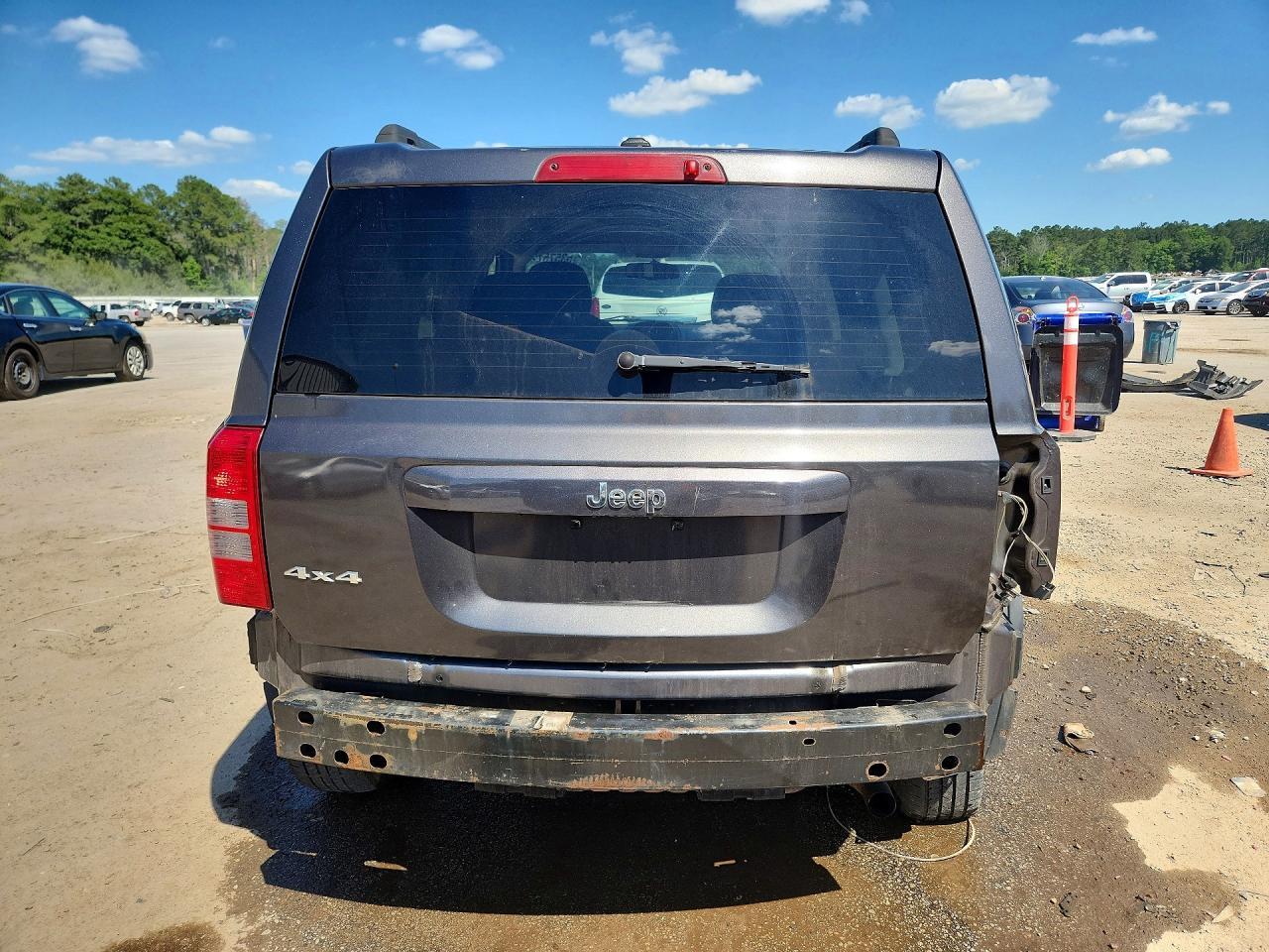 2015 Jeep Patriot Sport - zdjęcie 21