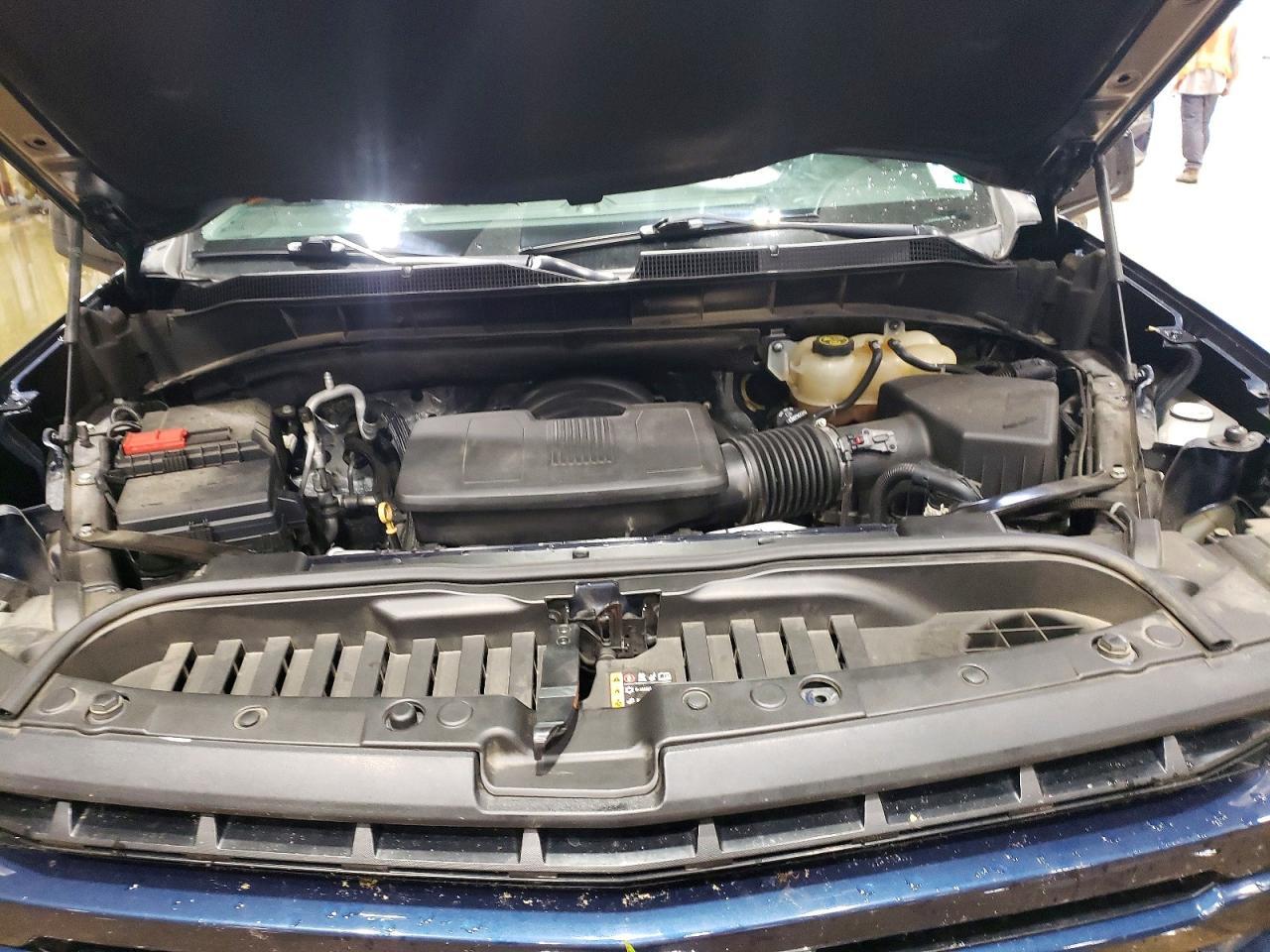 2020 Chevrolet Silverado C1500 Rst - zdjęcie 11