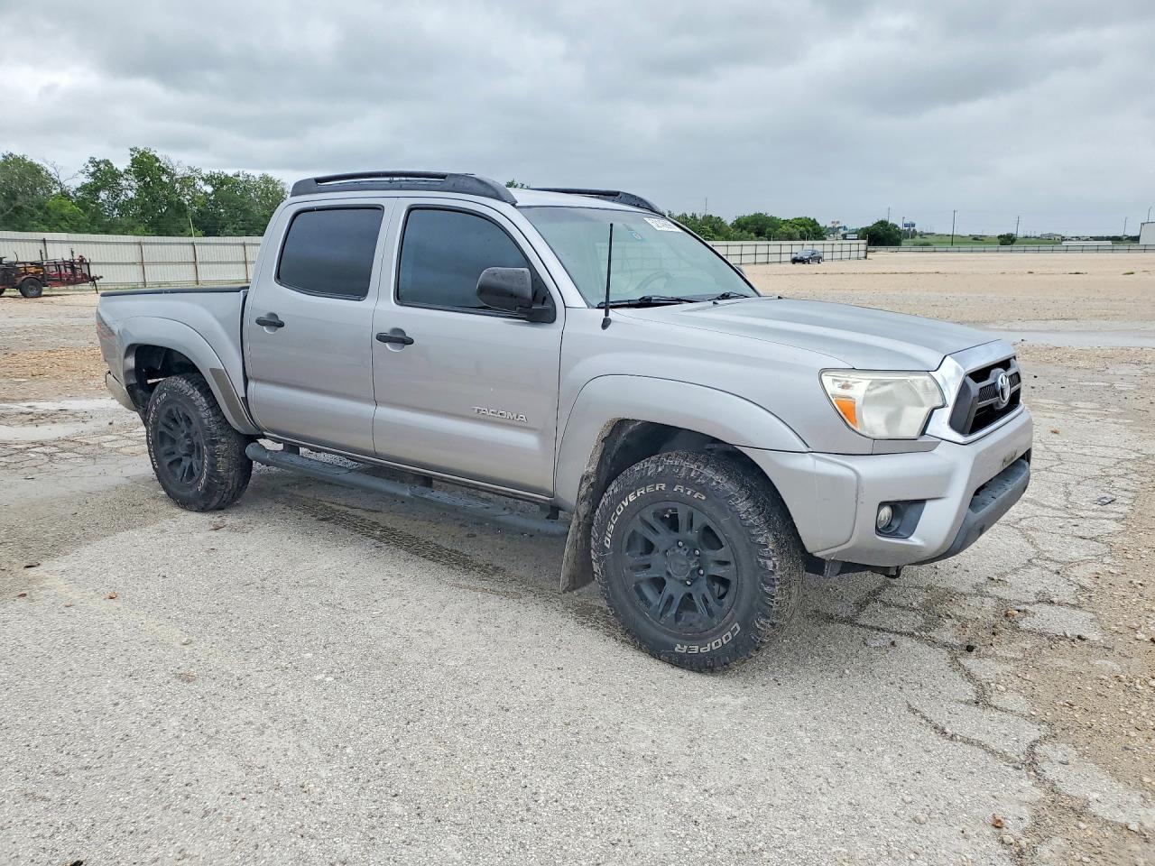 2015 Toyota Tacoma Double Cab Prerunner - zdjęcie 4