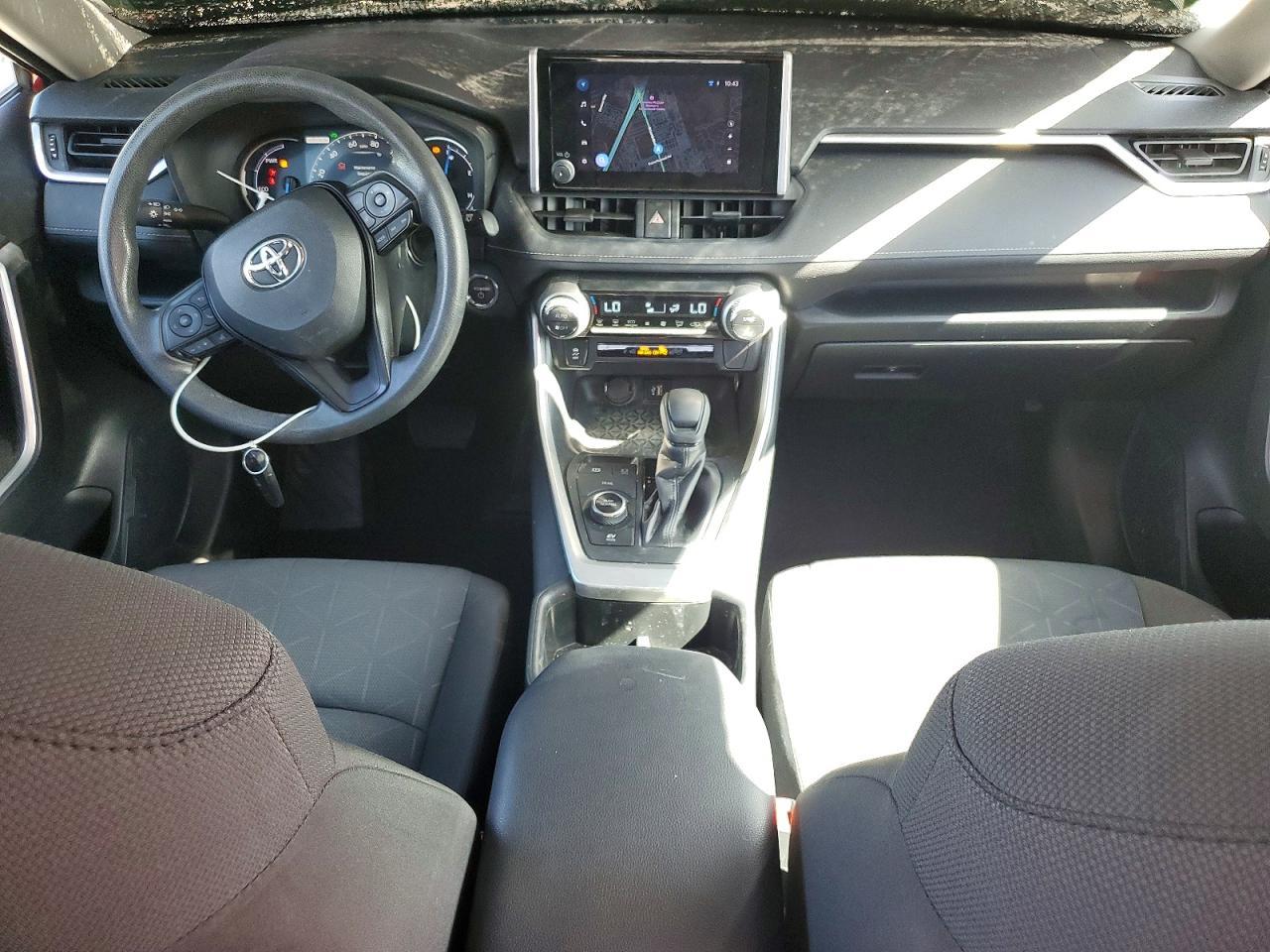 2024 Toyota Rav4 Hybrid Xle - zdjęcie 8