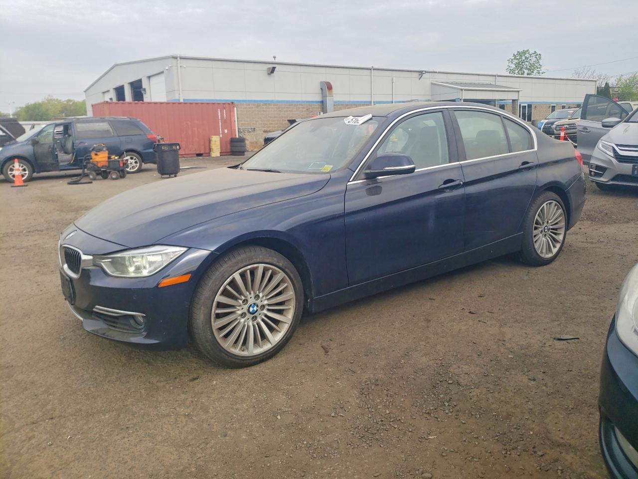 2014 BMW 3 Series - zdjęcie główne