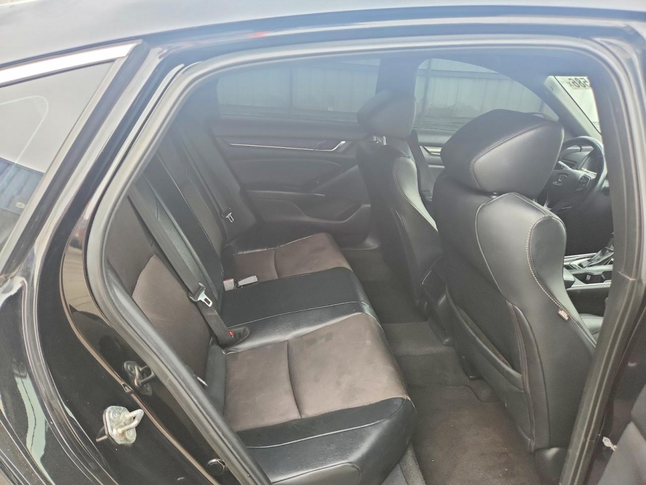 2018 Honda Accord Sport - zdjęcie 10