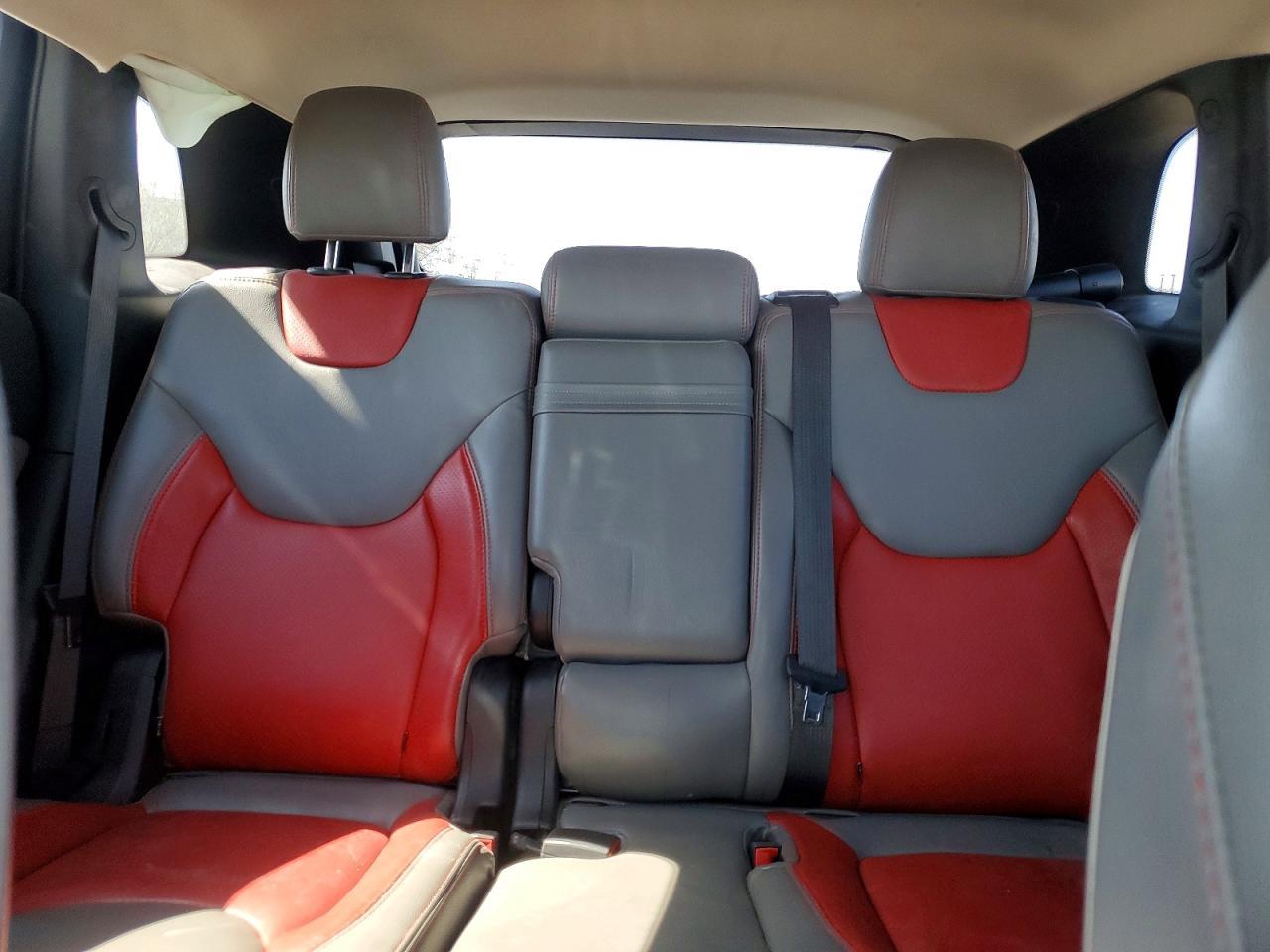 2015 Jeep Cherokee Sport - zdjęcie 10