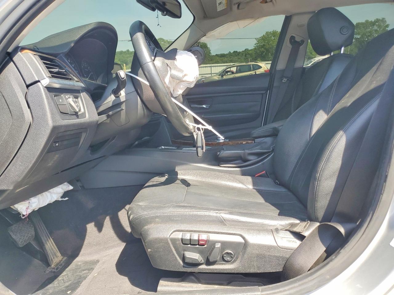 2013 BMW 335 I - zdjęcie 7