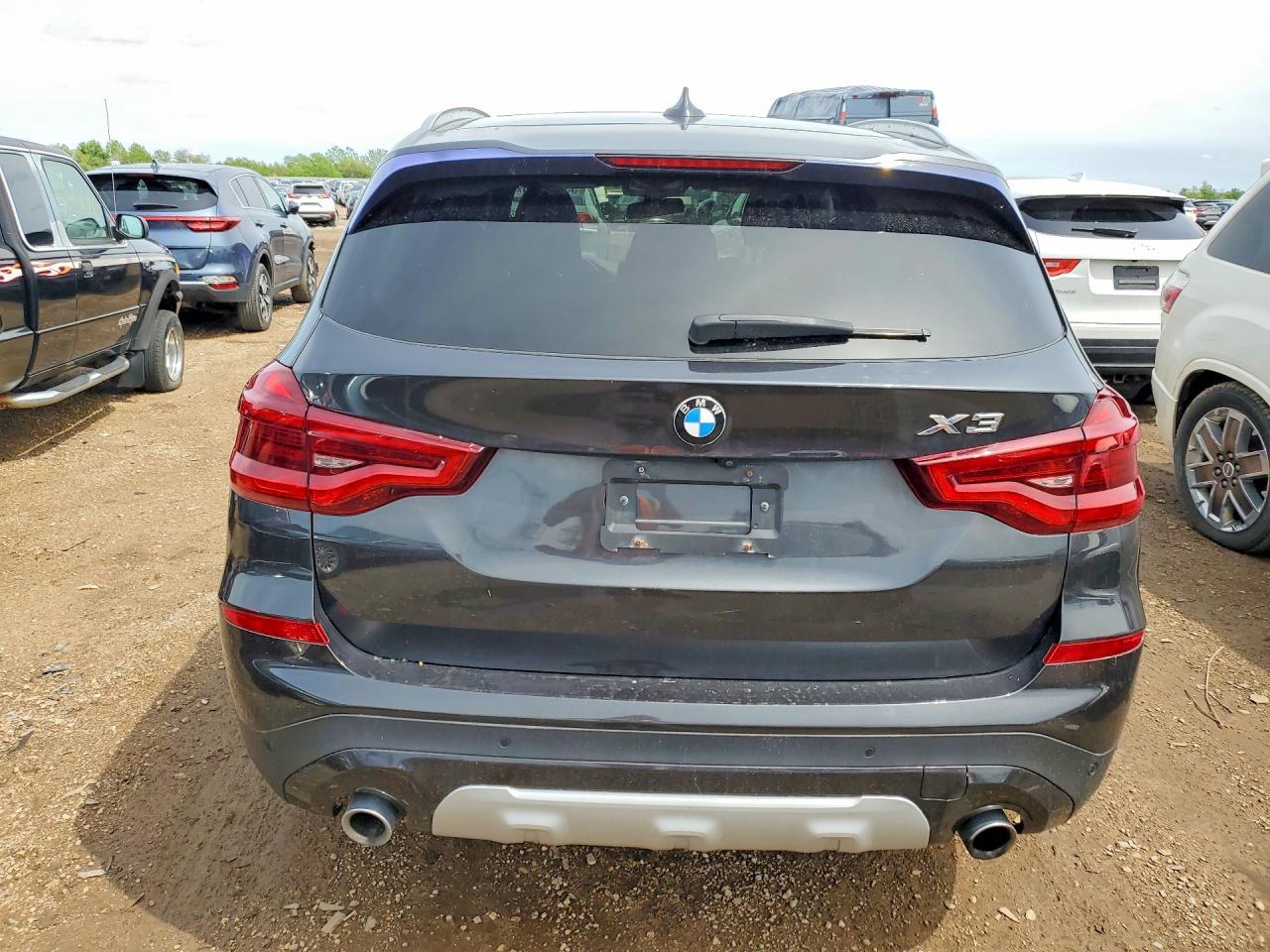 2018 BMW X3 xDrive30I - zdjęcie 6