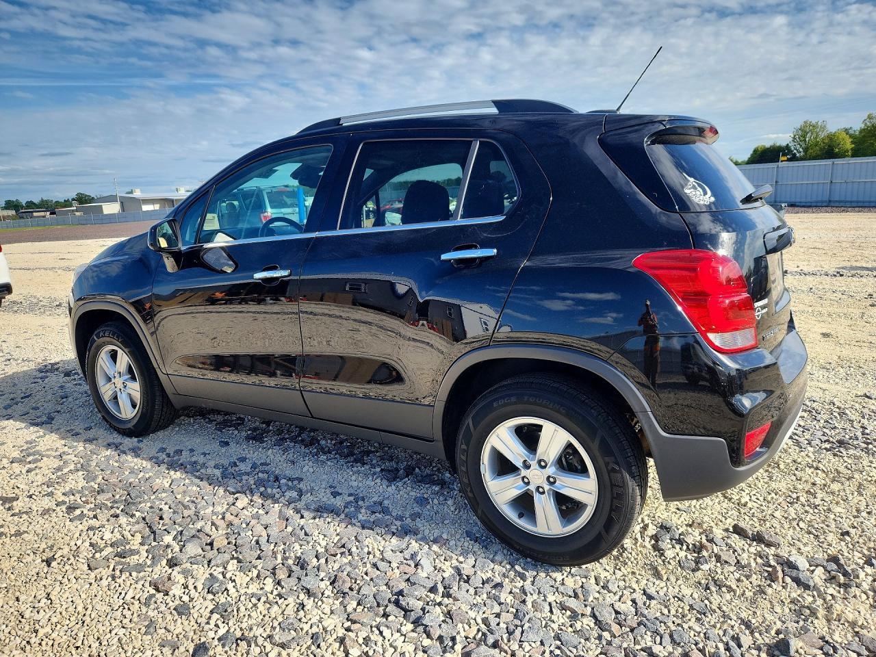 2017 Chevrolet Trax 1Lt - zdjęcie 2