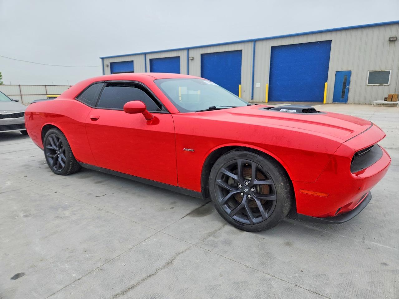 2016 Dodge Challenger R - zdjęcie 4
