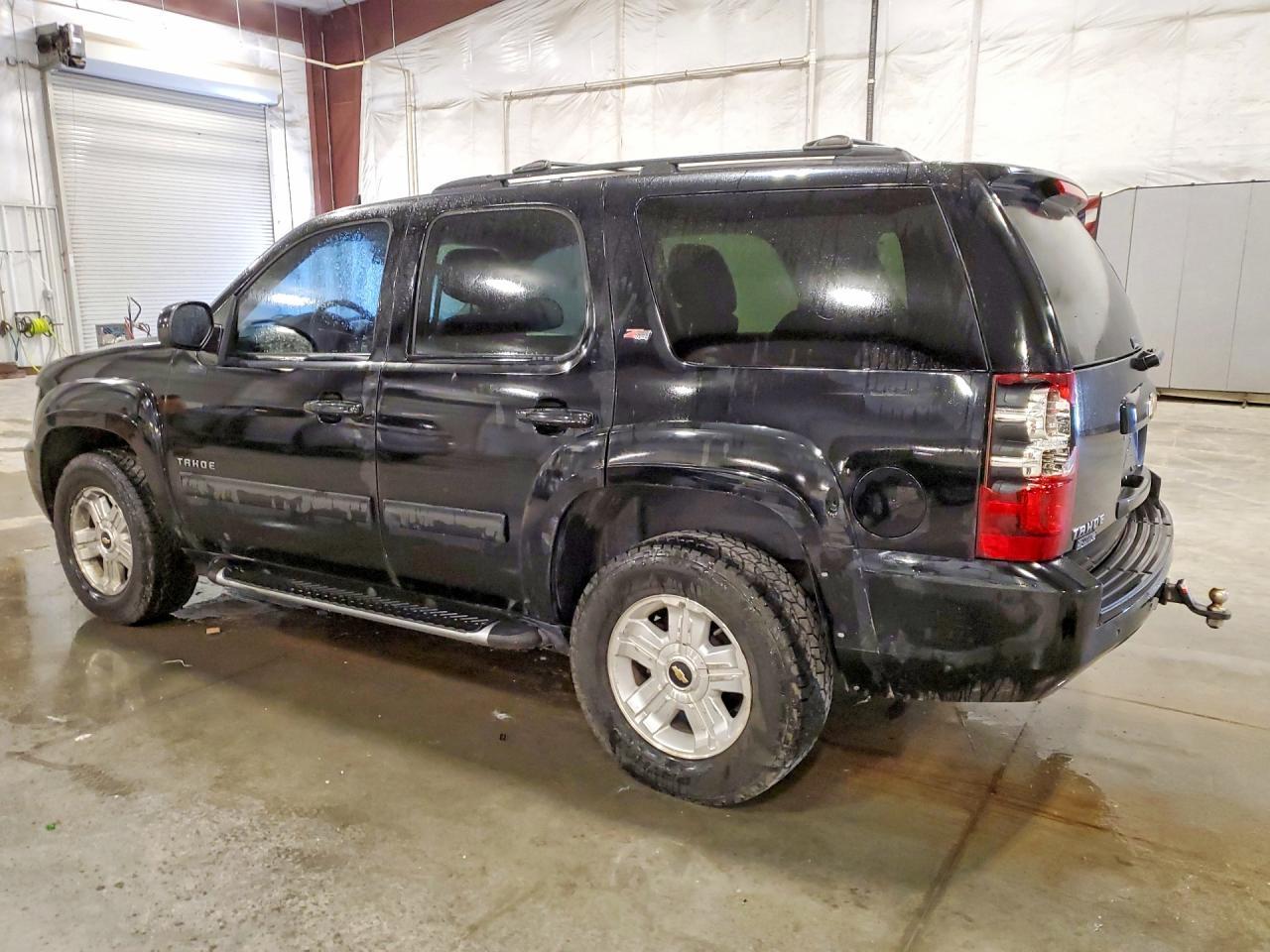 2013 Chevrolet Tahoe K1500 Lt - zdjęcie 2